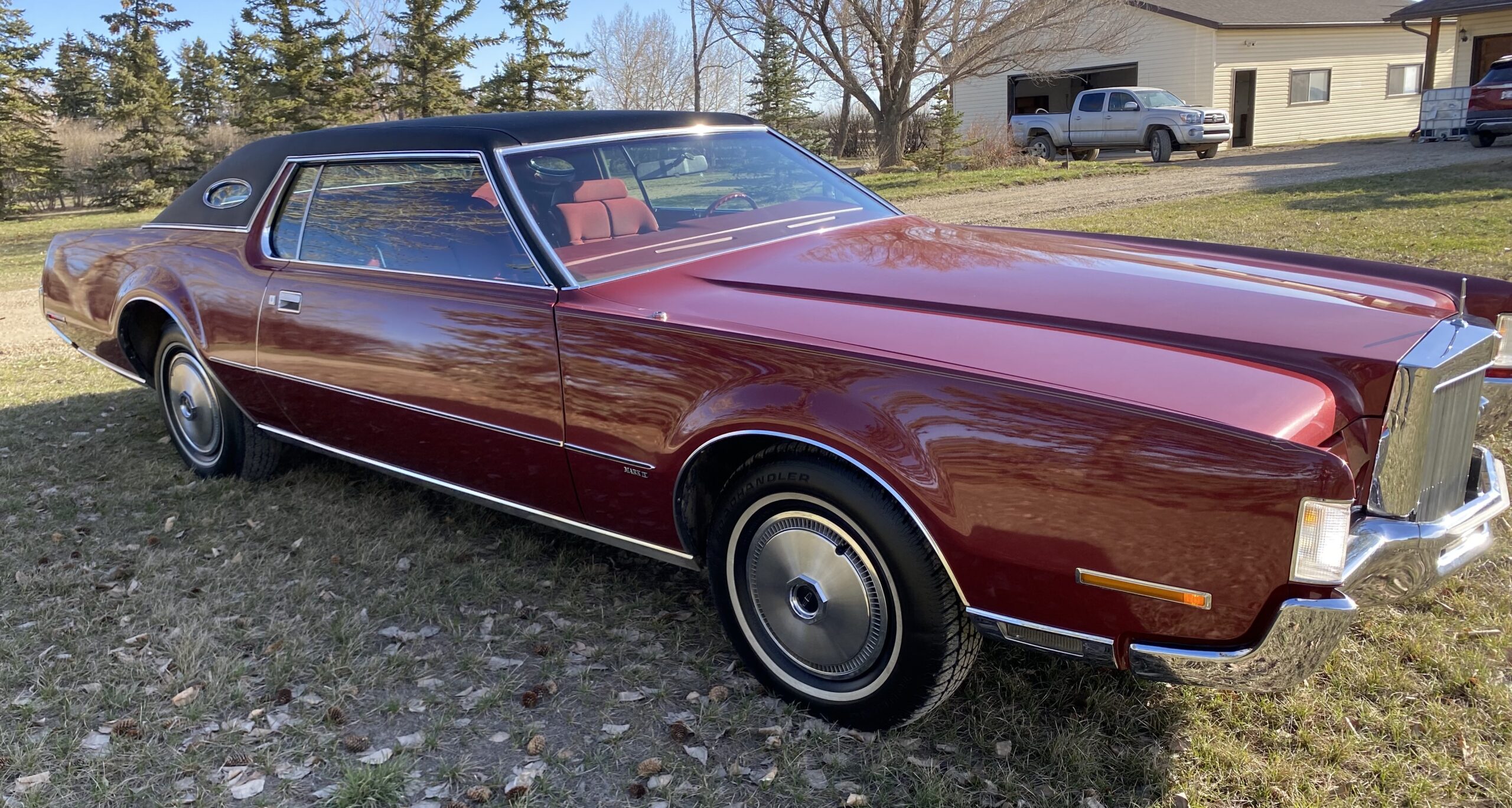 SOLD 1972 Lincoln Continental